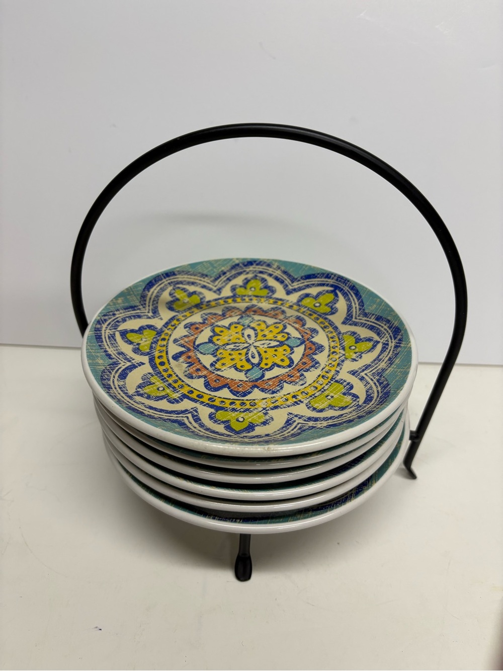 Signature Moroccan Inspired Party Plates With Metal Caddy Set 6